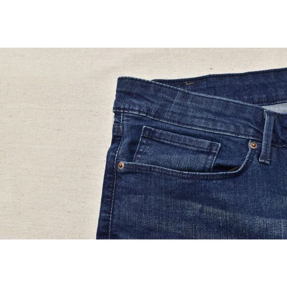 Signature by Levi Strauss & Co. Women's Blue Shaping Skinny Jeans Plus Size 24 - Picture 4 of 8